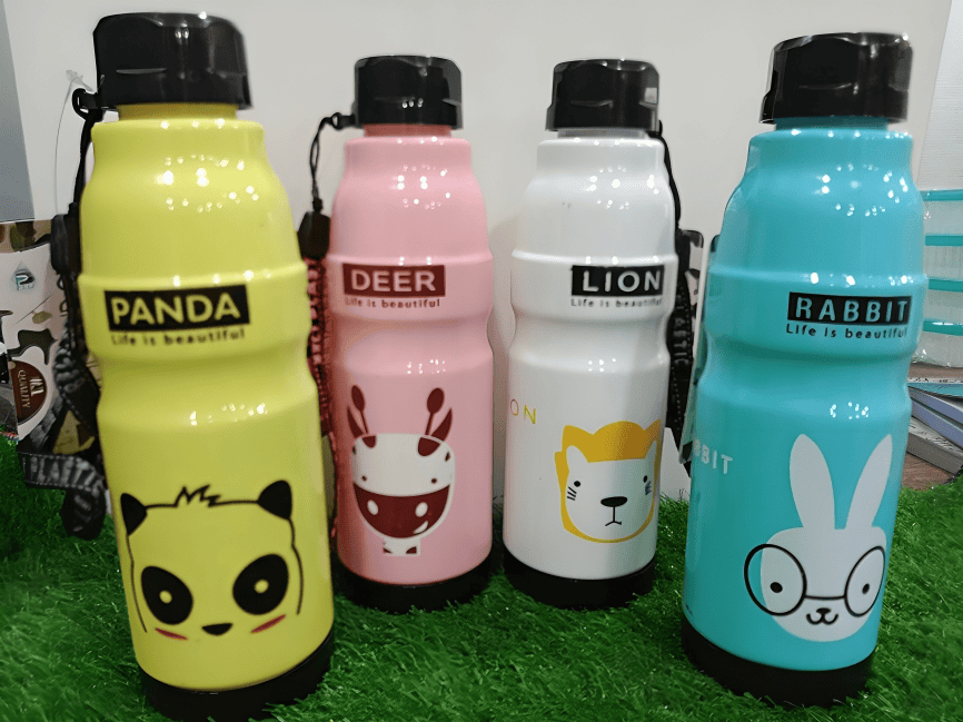 Anime Water Bottle, Cute Commando Bottle with Wide Mouth, Kids Plastic Sport Water Bottle, Portable School Drinking Bottle, Lovely Cute Water Bottle With Straw Anime Water Bottle, Cute Commando Bottle with Wide Mouth, Kids Plastic Sport Water Bottle, Portable School Drinking Bottle, Lovely Cute Water Bottle With Straw